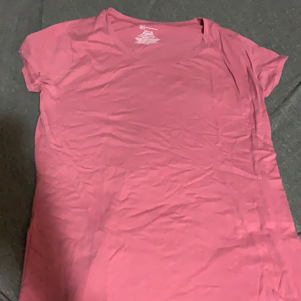 Pink No boundaries t shirt